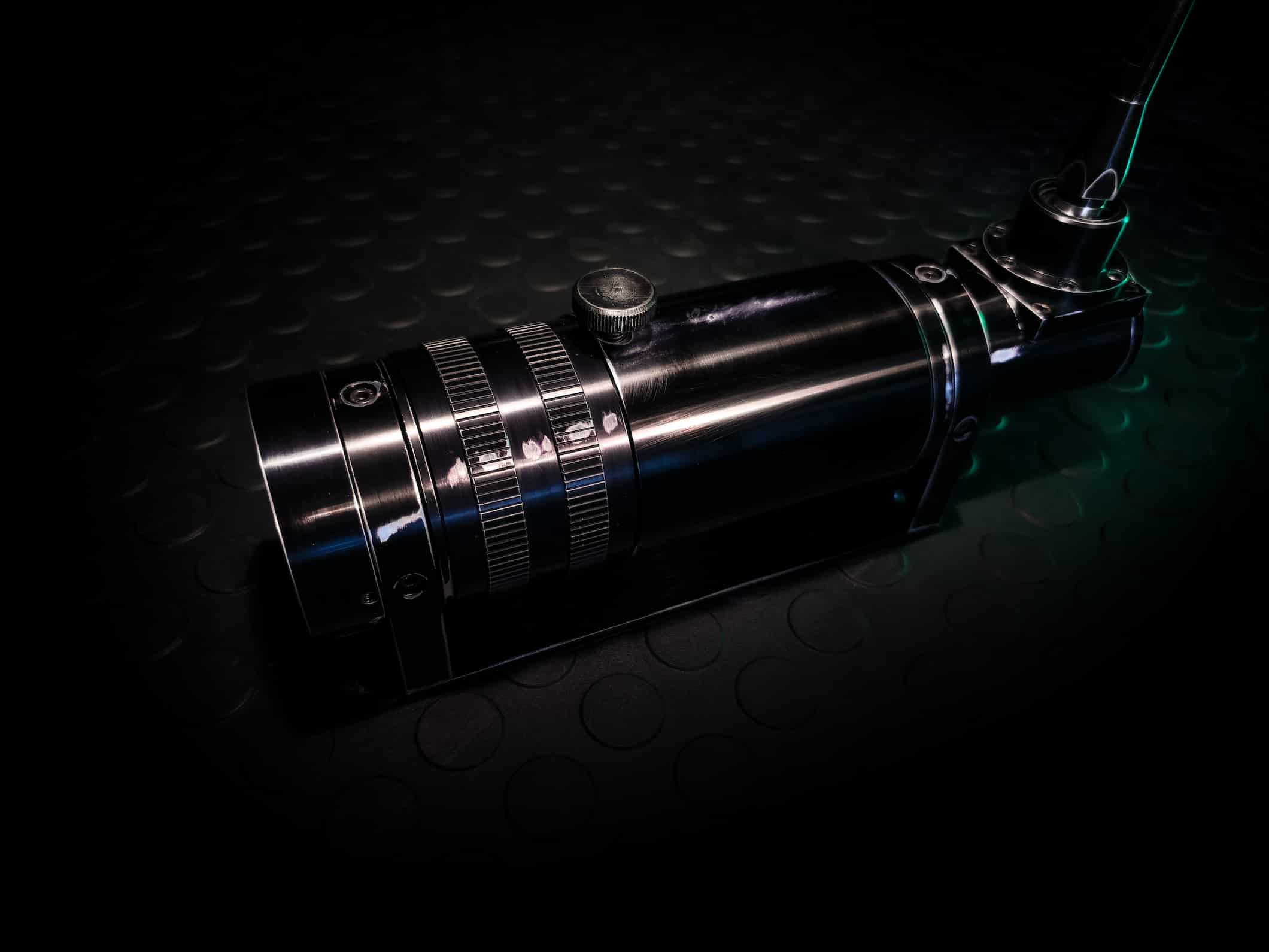 A presentational picture of BDH H1SQ Warrior Edition shifter